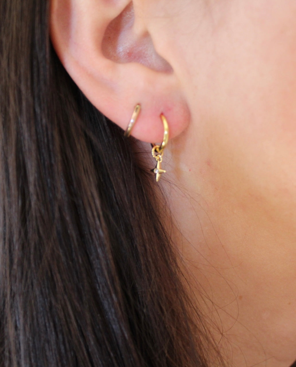 Mini huggie Earring
