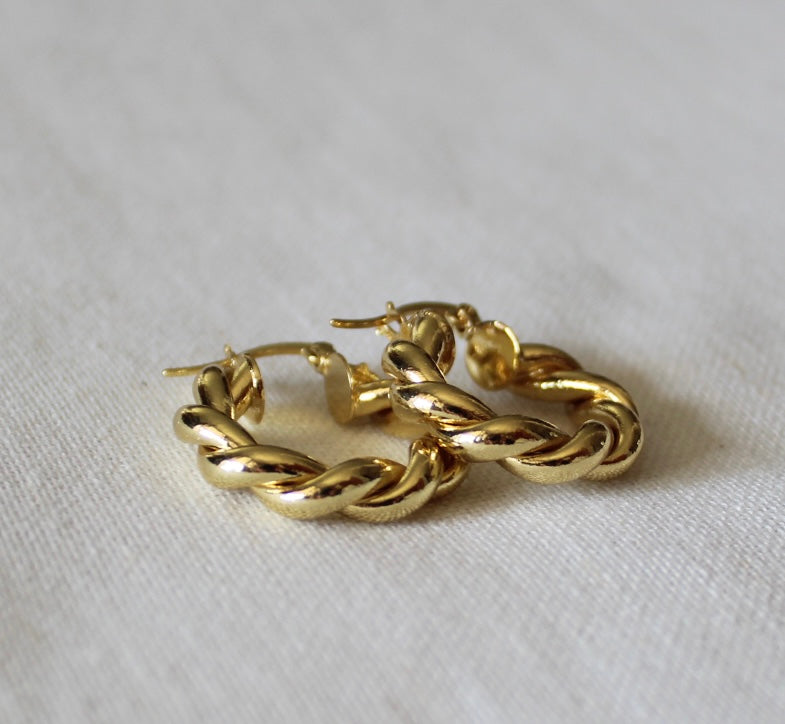 Leia Earring