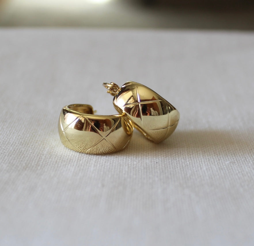 Criss Cross Chunky Earring