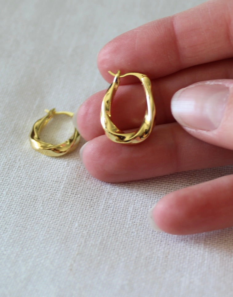 Nancy Earring