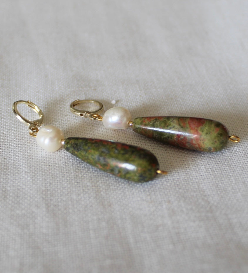 Julia Earring