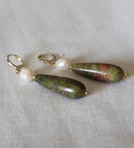Julia Earring