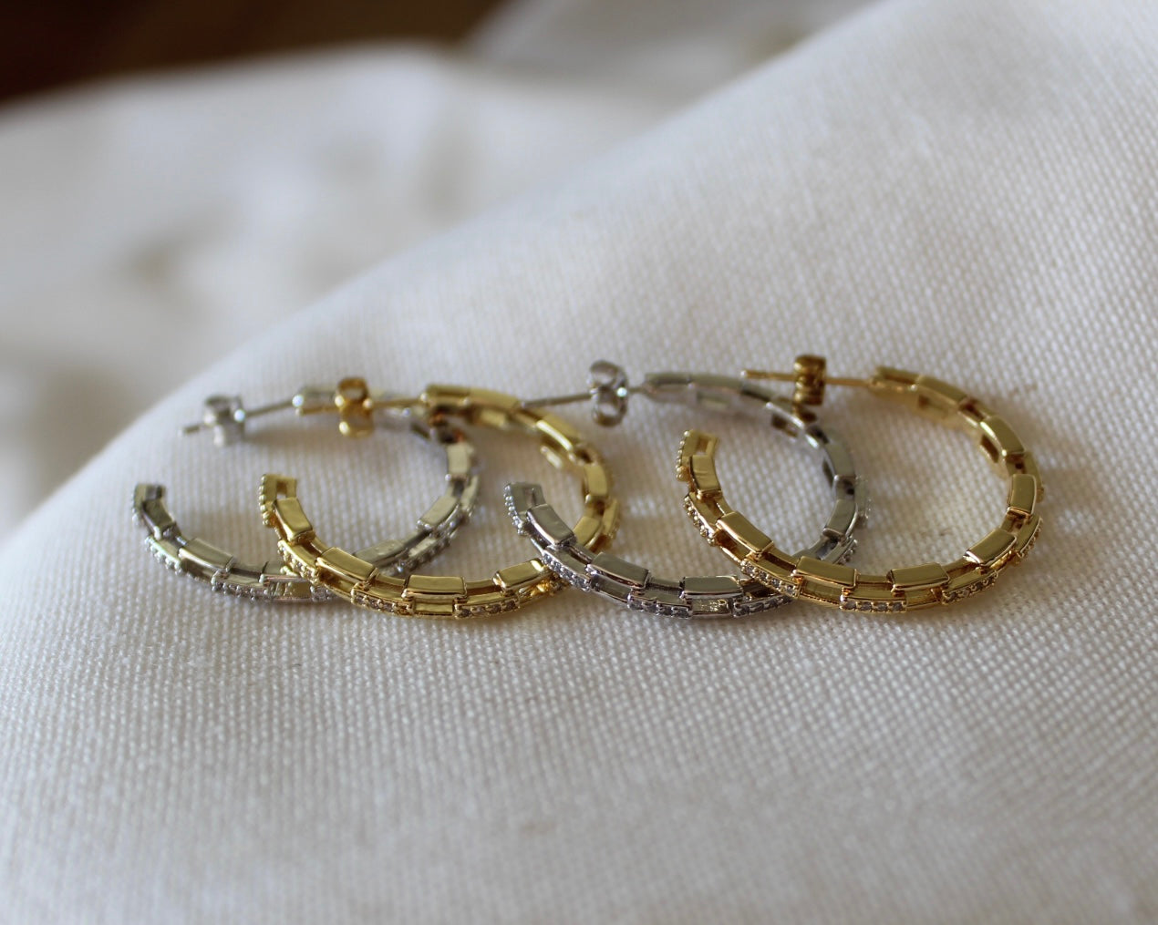 Jo Stud Earring